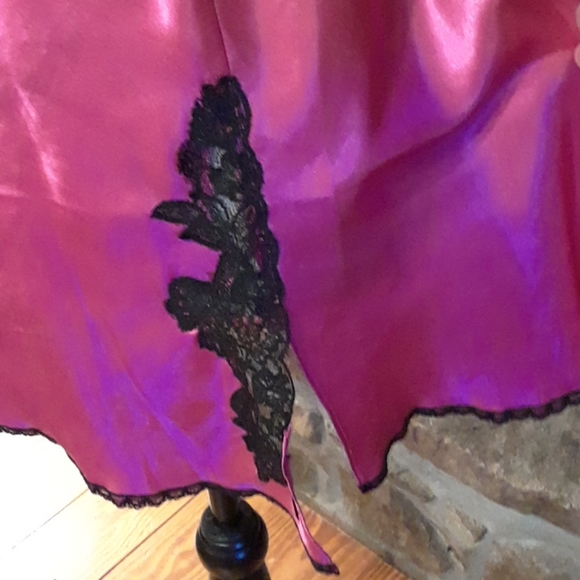 Frederick's of Hollywood gown - Picture 3 of 7